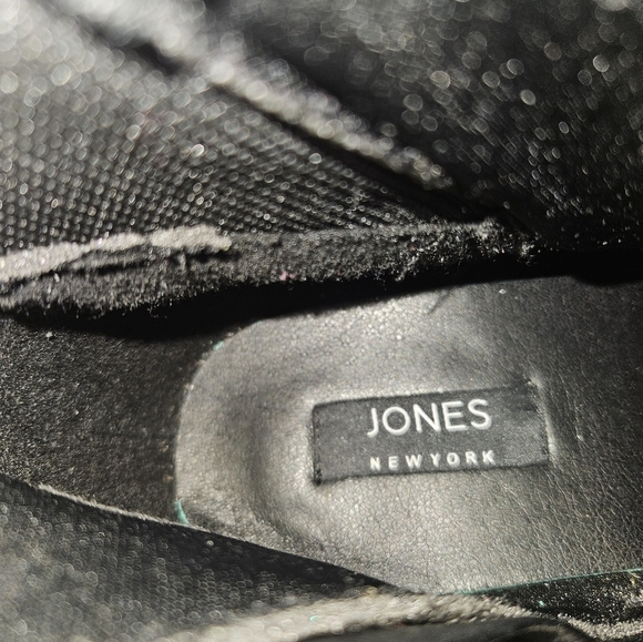 Jones New York Womans Black "Gillie" Ankle Boot Size 10 - Picture 5 of 9